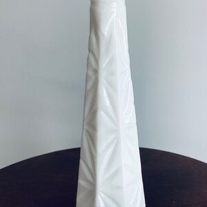 Vintage Milk Glass Bud Vase, Milk Glass Bud Vase, Vintage milk Glass
